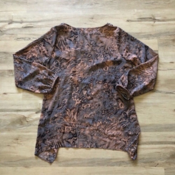 Juicy Couture Brown and Black Blouse - Picture 2 of 7